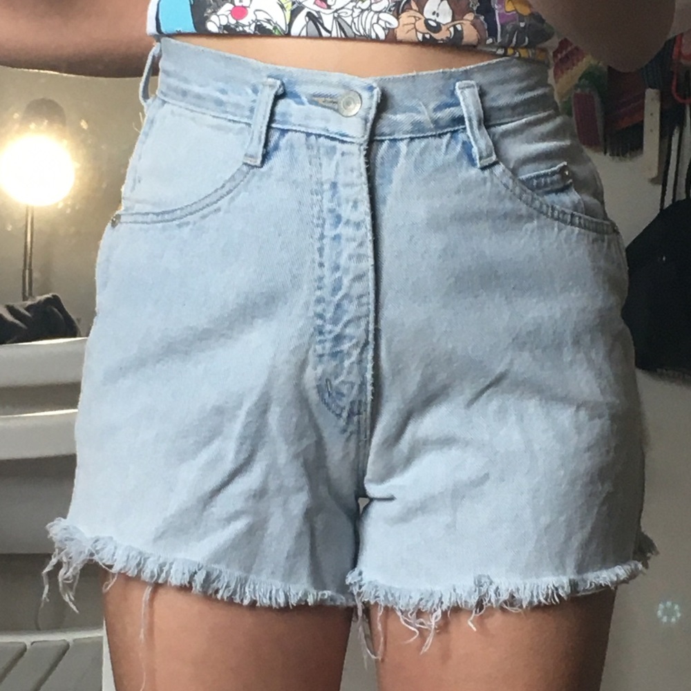 Skoozi High Waisted Shorts